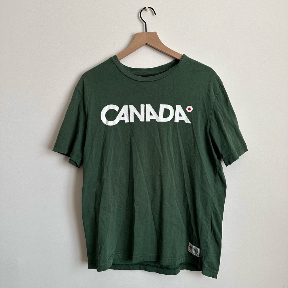 Vintage Canada Olympics T-shirt Hudsons Bay Pine
Green Graphic Tee